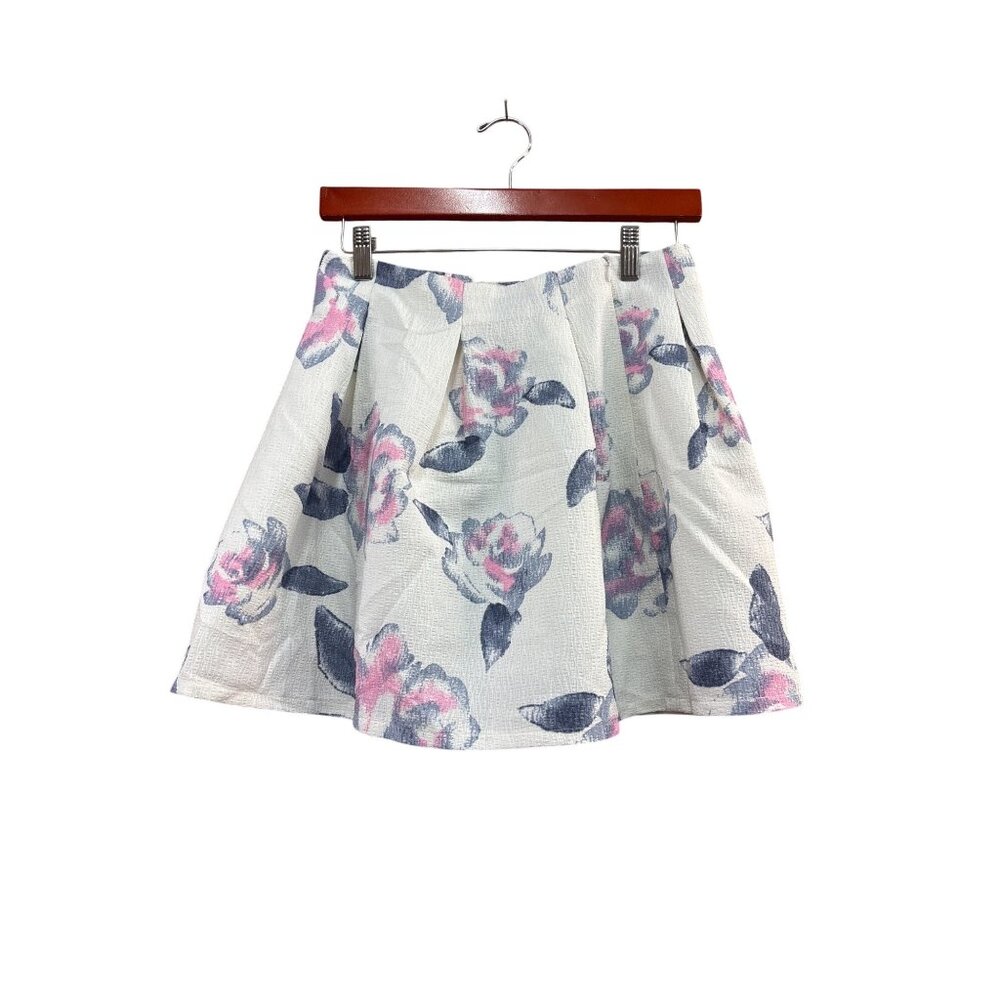 Tobi White Floral Pleated Skirt M/M W/ Inner Lining & Back Zipper Closure